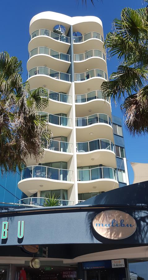 Malibu Apartments - Sydney 4u 18