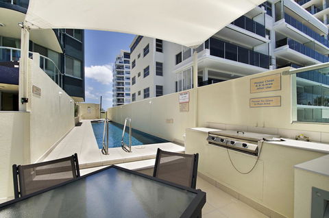 Malibu Apartments - Sydney 4u 21