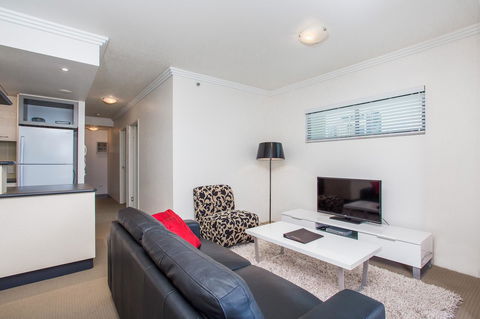 Republic Apartments Brisbane City - Sydney 4u 18