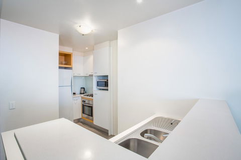 Republic Apartments Brisbane City - Sydney 4u 14