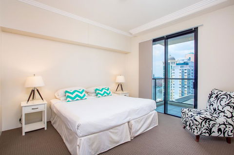 Republic Apartments Brisbane City - Sydney 4u 12