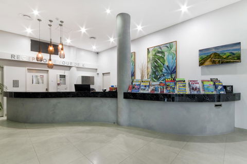 Sunshine Tower Hotel - Sydney 4u 24
