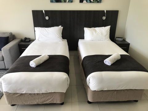 Sunshine Tower Hotel - Sydney 4u 6
