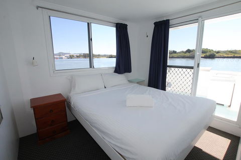 Coomera Houseboats - Sydney 4u 14
