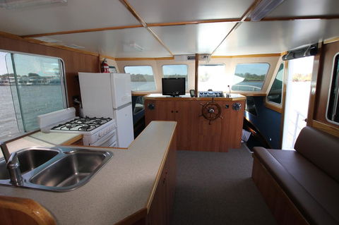 Coomera Houseboats - Sydney 4u 1
