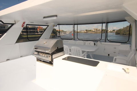 Coomera Houseboats - Sydney 4u 6