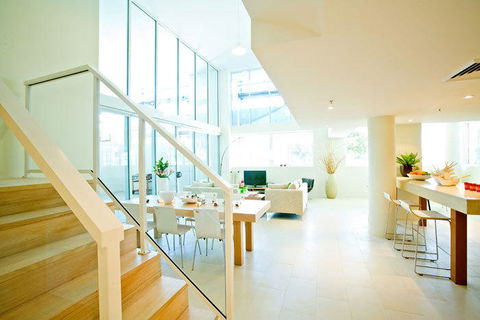 Lanai Riverside Apartments - Accommodation Sydney 10