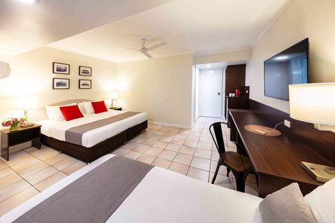 Hides Hotel - Sydney 4u 7