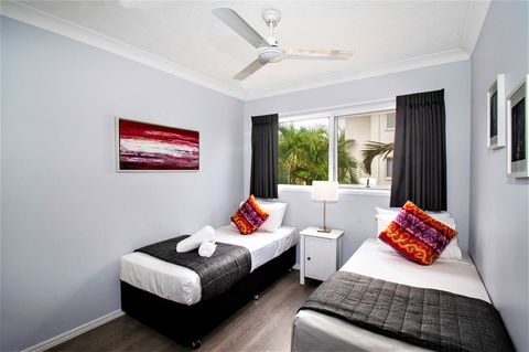 Grande Florida Beachside Resort - Sydney 4u 15