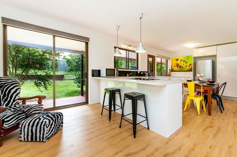 Arthouse - Sydney 4u 1