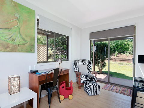 Arthouse - Sydney 4u 7