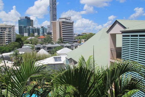 Spring Hill Mews Apartments - Sydney 4u 30