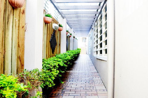 Spring Hill Mews Apartments - Sydney 4u 3