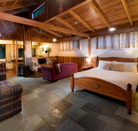 Sharlynn by the River - Accommodation Sydney