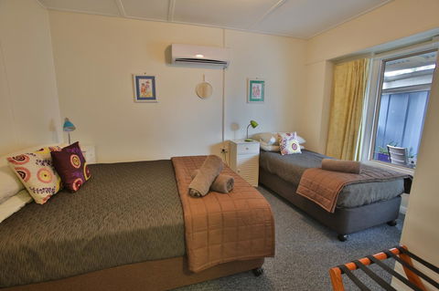 Pale Pacific Holiday Units - Sydney 4u 14