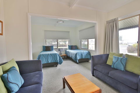 Pale Pacific Holiday Units - Sydney 4u 11