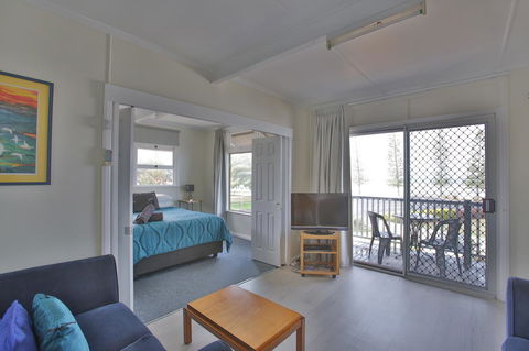 Pale Pacific Holiday Units - Sydney 4u 13