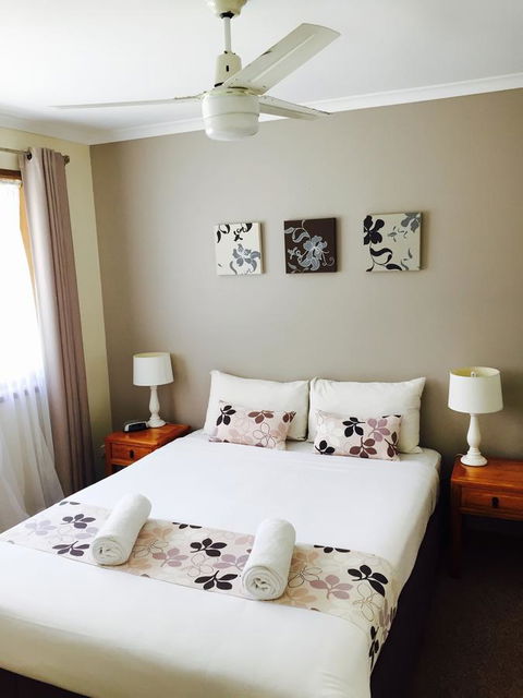 Montville Holiday Apartments - Sydney 4u 24