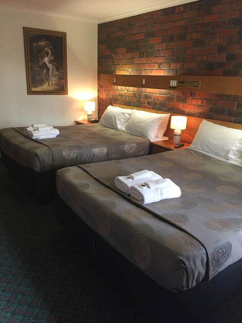 Wentworth Club Motel - Sydney 4u 3