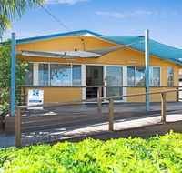 Wheelchair Friendly with water views - Welsby Pde Bongaree - Accommodation Sydney