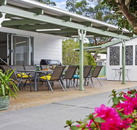 Whispering Waves - relaxing beach house - Accommodation Sydney