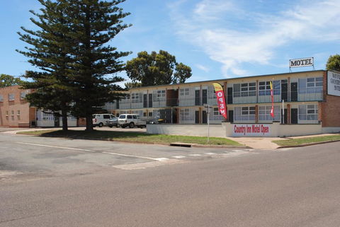 Whyalla Country Inn Motel - Sydney 4u 3
