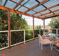 Wildflowers  Fingal Bay - Sydney Resort