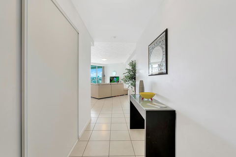 Wings Luxury Apartment Pink Poodle - Accommodation Sydney 0