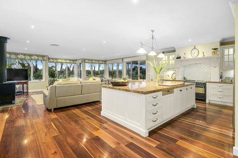 Woodend Old School House - Sydney 4u 3