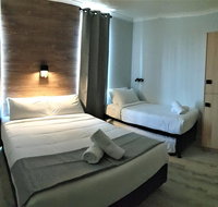 Yamba Central Hotel and Backpackers - Accommodation Sydney