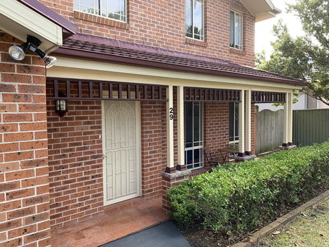 York Cosy Stays - Accommodation Sydney 0