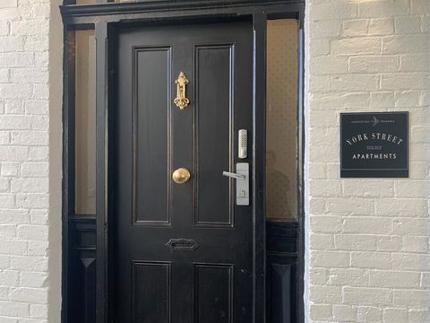 York Street Apartments - Sydney 4u 0