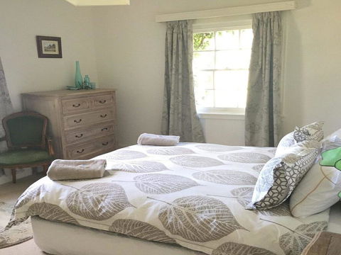 York Cottage - Grand Gate House And Enchanting Gardens - Sydney 4u 1