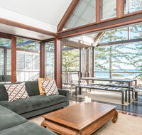 Your Luxury Escape - On The Bay - Stunning Beachfront Apartment - Sydney 4u