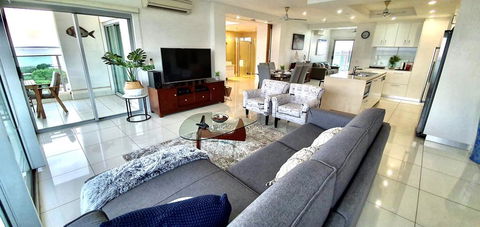 ZEN BY THE WATER - Darwin Premier Retreat - Sydney 4u 1