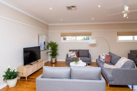 Hillsborough - Luxury, Boutique Accommodation - Sydney 4u 3