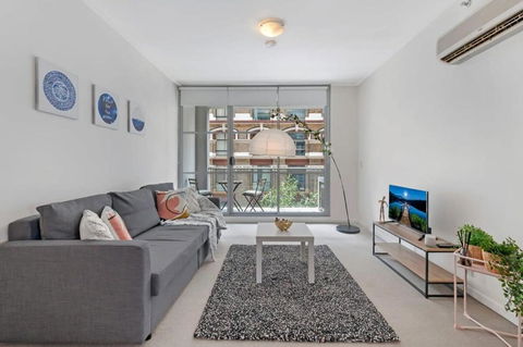 A Comfy & Modern Studio Near Darling Harbour - Accommodation Sydney 0