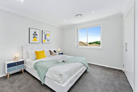 AirCabin - Norwest - Luxury Lovely - 4 Beds House - Accommodation Sydney 3