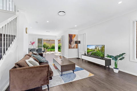 AirCabin - Norwest - Luxury Lovely - 4 Beds House - Accommodation Sydney 0
