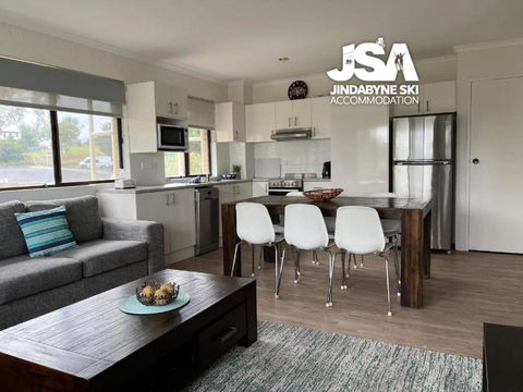 Alpine Mountain View 41 - Accommodation Sydney 0