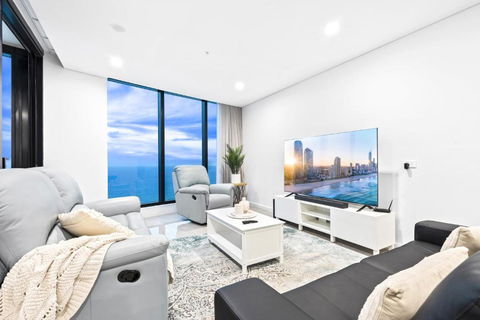 ALTITUDE Ocean Suites - SPECTACULAR, Unmatched Views & Luxury Accommodation - Accommodation Sydney 3