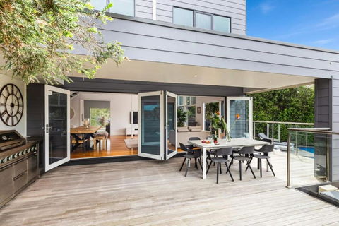 Amalfi Dream - Pool, Spa, Walk To Beach And Shops - Accommodation Sydney 2