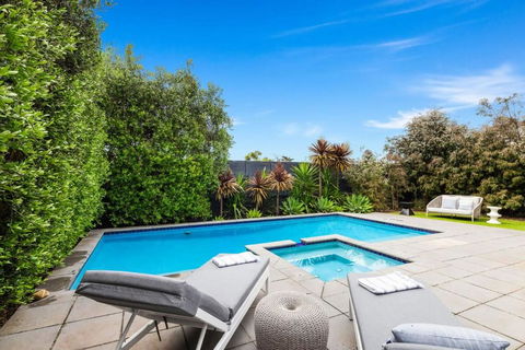 Amalfi Dream - Pool, Spa, Walk To Beach And Shops - Accommodation Sydney 1