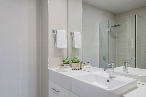 Astra Apartments Newcastle (Merewether) - Accommodation Sydney 1