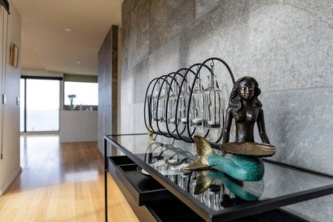 Ava - Luxe Oceanfront Beach House - Accommodation Sydney 1