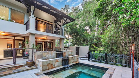 BAHAMA At Temple Tranquility - Accommodation Sydney 1