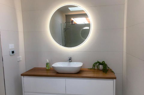 BAY OF FIRES BEACH SHACK Ocean Views From A Modern Beachhouse - Sydney 4u 2