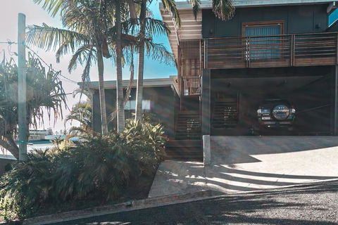 BAY PROPERTIES . The Chill - Sydney 4u 2