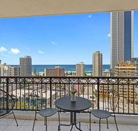 Chevron Renaissance Ocean View - Accommodation Sydney