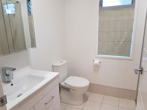Bee-Haven Cottage - Sydney 4u 9